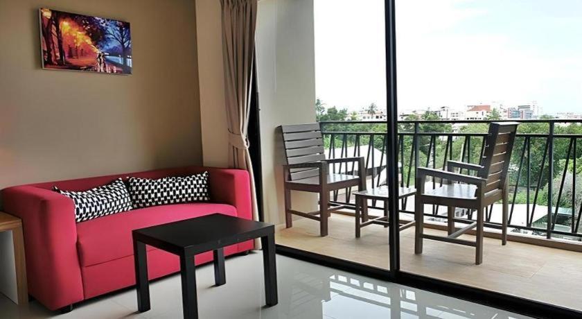 Hotel T5 2*